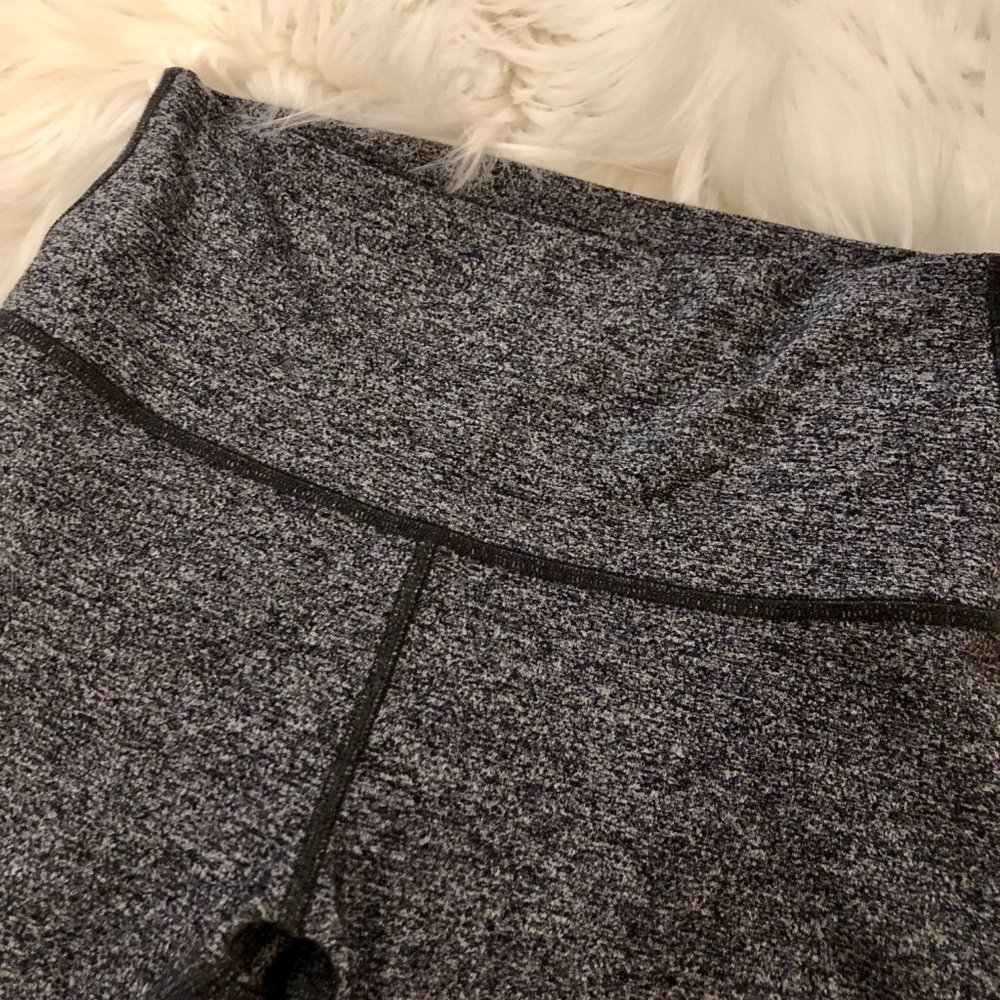 Lululemon Wunder Under High-waist Tights - Size 6